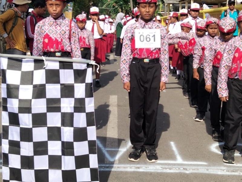 LOMBA GERAK JALAN